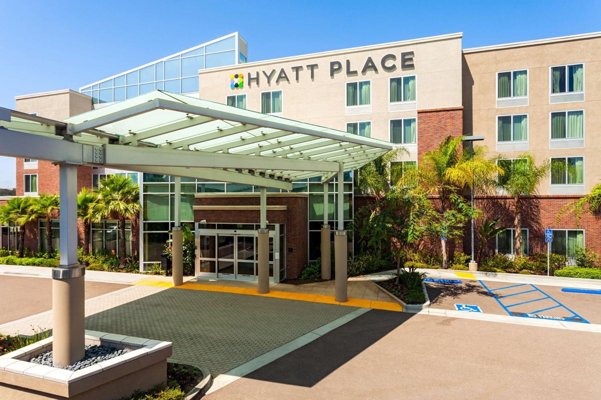 Hyatt Place San Diego-Vista/Carlsbad Hotel Exterior photo