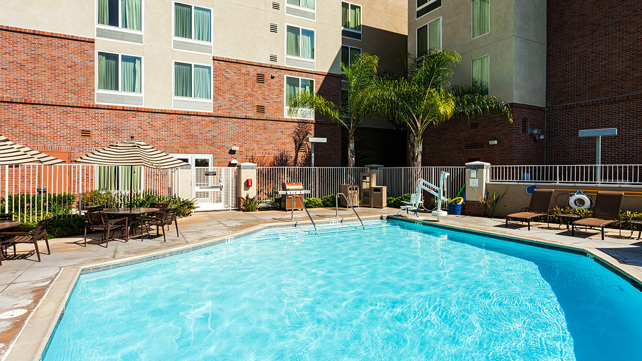 Hyatt Place San Diego-Vista/Carlsbad Hotel Exterior photo